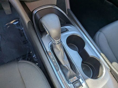 Used 2023 Chevrolet Malibu LT image 19