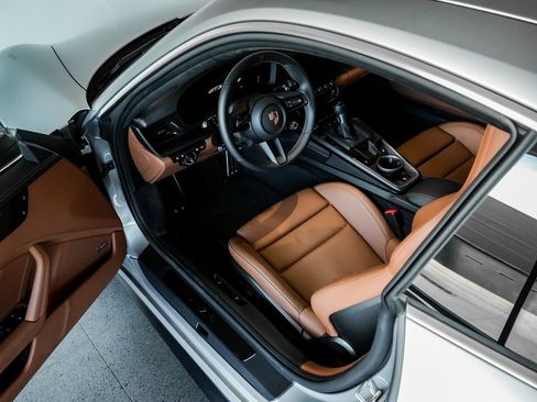 Used 2026 Porsche 911 GT3 image 4