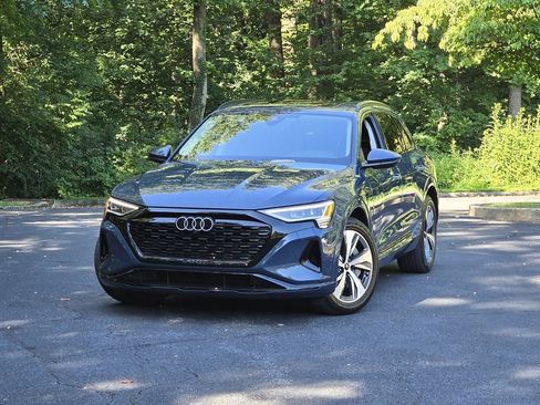 Used 2024 Audi Q8 e-tron Premium AWD/4WD image 1