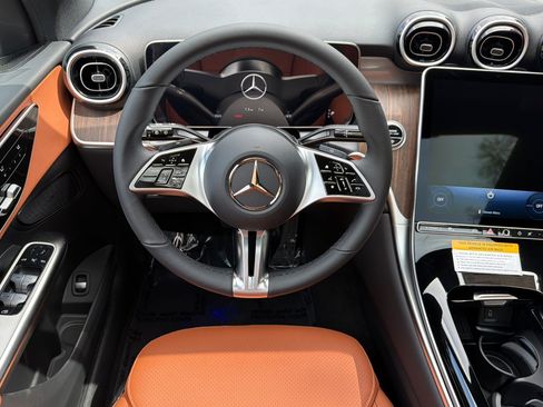 New 2027 Mercedes-Benz GLC 300 image 13