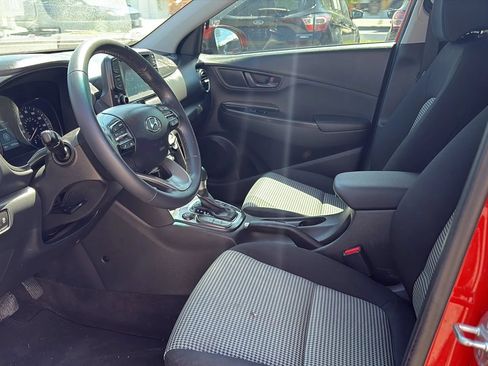Used 2020 Hyundai Kona SEL AWD/4WD image 16
