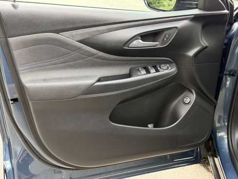 New 2026 Buick Envista Sport Touring w/ Convenience I Package FWD image 12