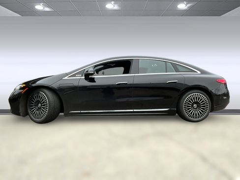 Certified 2023 Mercedes-Benz EQS 580 4MATIC Sedan image 2