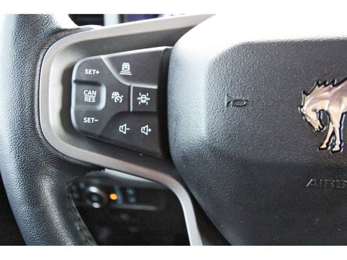 Used 2022 Ford Bronco Badlands image 17