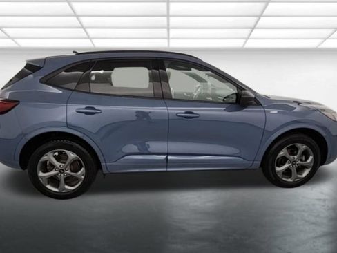 Certified 2024 Ford Escape ST-Line w/ Tech Pack #1 AWD/4WD image 9