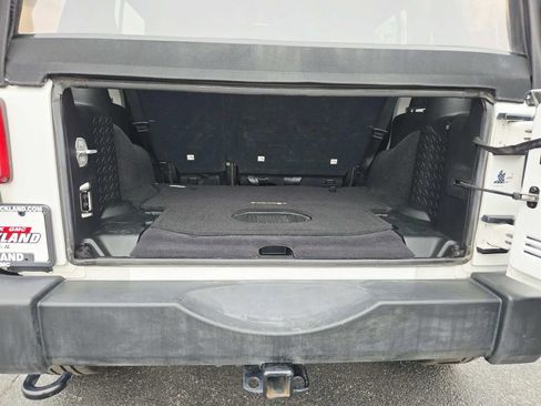 Used 2017 Jeep Wrangler Unlimited Sport w/ Quick Order Package 24S image 14