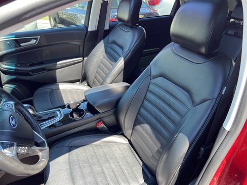 Used 2016 Ford Edge SEL w/ Equipment Group 201A AWD/4WD image 12