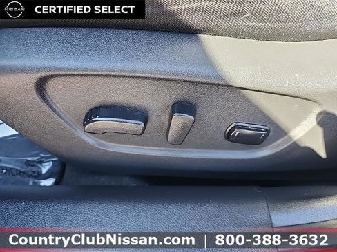 Certified 2019 Nissan Rogue SV w/ Sun & Sound Touring Package image 12