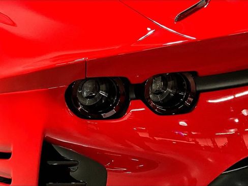 Used 2022 Ferrari 812 Competizione RWD image 20