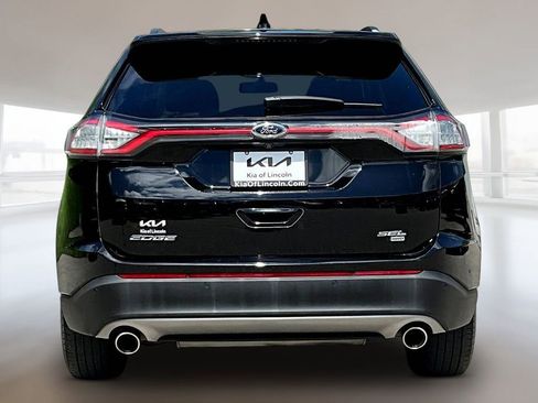 Used 2018 Ford Edge SEL w/ Equipment Group 201A AWD/4WD image 5
