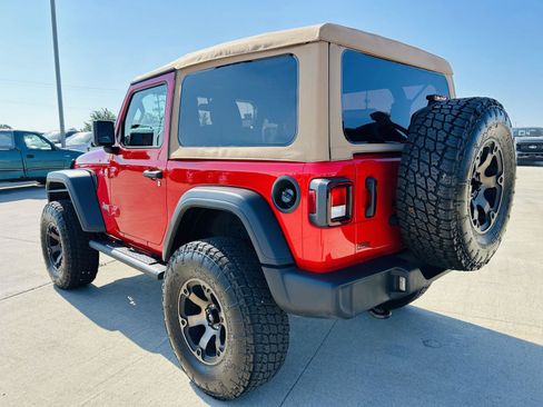 Used 2021 Jeep Wrangler Sport AWD/4WD image 28