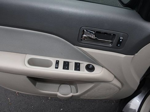 Used 2012 Ford Fusion SE FWD image 14