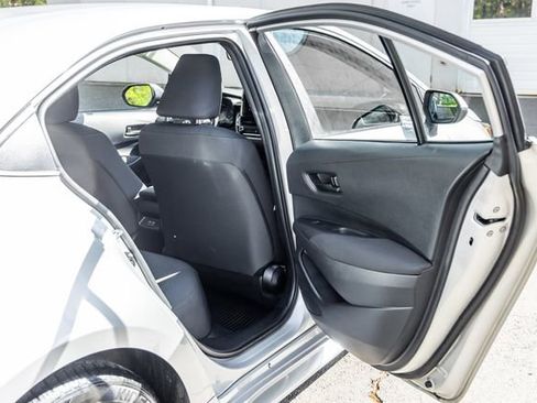 Certified 2025 Toyota Corolla LE FWD image 16