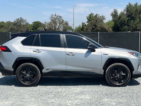 Used 2019 Toyota RAV4 XSE w/ XSE Weather Package AWD/4WD image 9