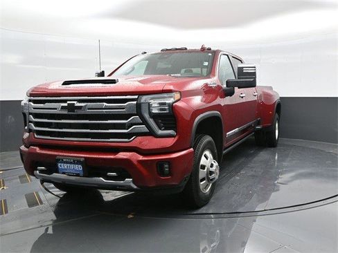 Certified 2025 Chevrolet Silverado 3500 High Country w/ High Country Premium Package image 2