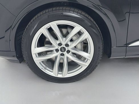 Used 2025 Audi Q7 3.0T Premium Plus w/ Premium Plus Package AWD/4WD image 35