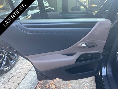 Used 2022 Lexus ES 350 w/ Premium Package image 16