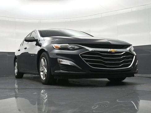 Used 2023 Chevrolet Malibu LS FWD image 29