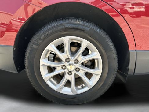 Used 2019 Chevrolet Equinox LT FWD image 18