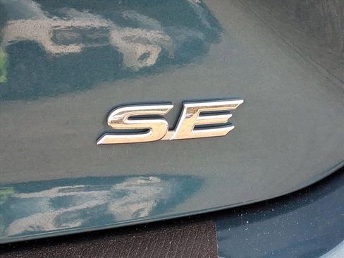 Used 2025 Toyota Camry SE image 21