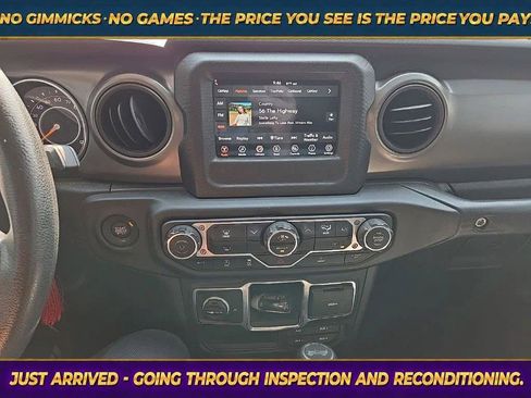 Used 2023 Jeep Wrangler Unlimited Sport AWD/4WD image 18