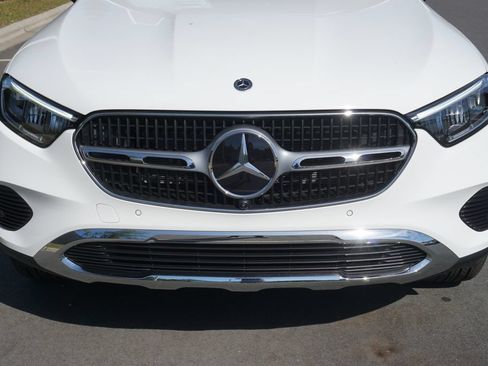 Certified 2026 Mercedes-Benz GLC 300 image 9