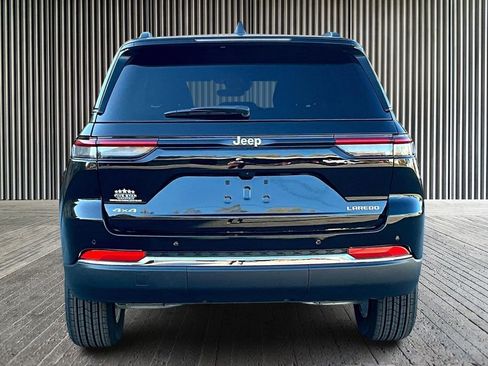 New 2025 Jeep Grand Cherokee Laredo X w/ Luxury Tech Group I image 4