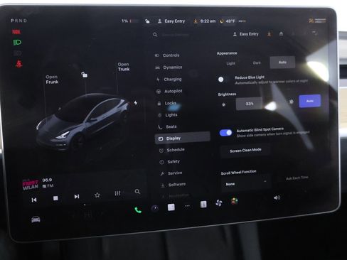 Used 2023 Tesla Model 3 Standard Range image 45