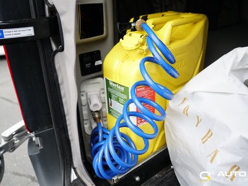 Used 2018 Mercedes-Benz Sprinter 2500 image 74