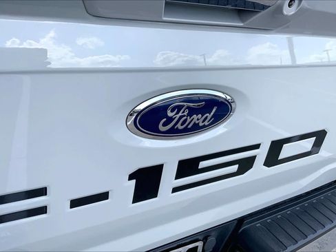 Used 2023 Ford F150 Lariat w/ Trailer Tow Package AWD/4WD image 31