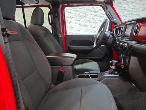 Used 2023 Jeep Gladiator Rubicon image 13