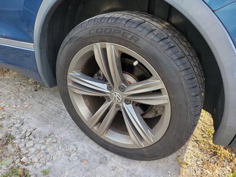 Used 2019 Volkswagen Tiguan SEL R-Line image 5