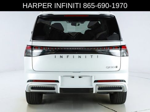 Used 2025 INFINITI QX80 Sensory AWD/4WD image 9