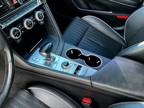 Used 2019 Genesis G70 2.0T Advanced w/ Elite Package image 13