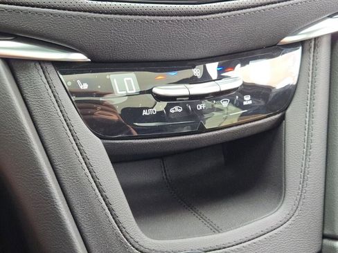 New 2025 Cadillac XT5 Premium Luxury image 32