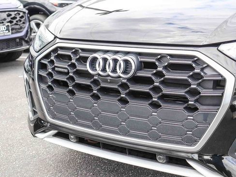 Used 2023 Audi Q5 2.0T Prestige w/ Prestige Package AWD/4WD image 8