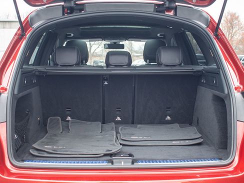 Used 2020 Mercedes-Benz GLC 300 4MATIC image 38