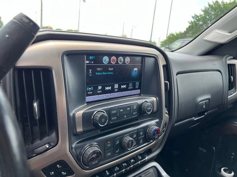 Used 2018 GMC Sierra 1500 Denali AWD/4WD image 19