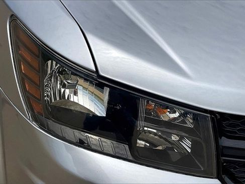 Used 2018 Dodge Journey SXT w/ Connectivity Group image 29