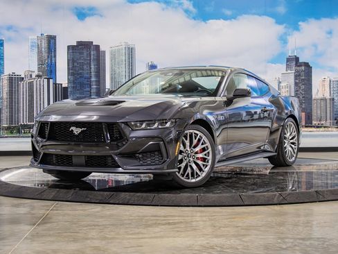 Used 2024 Ford Mustang GT Premium image 2