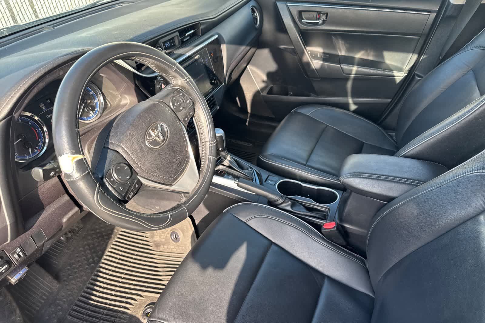 Used 2019 Toyota Corolla XLE FWD image 9