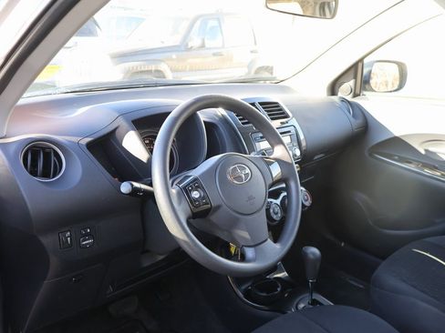 Used 2008 Scion xD image 9