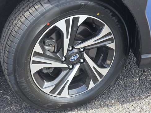 Certified 2024 Subaru Crosstrek 2.0i Premium AWD/4WD image 14