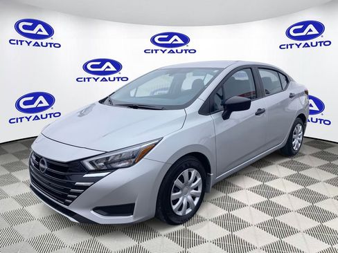 Used 2025 Nissan Versa S w/ Trunk Package FWD image 7