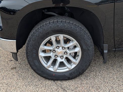 Certified 2024 Chevrolet Silverado 1500 LT w/ Protection Package AWD/4WD image 7
