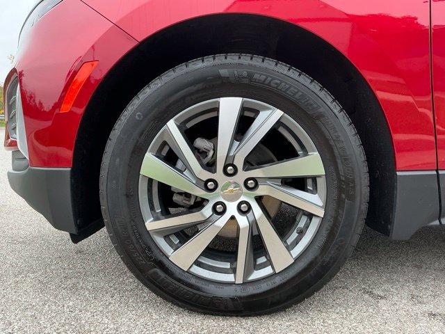 Used 2024 Chevrolet Equinox LT w/ LPO, Floor Liner Package FWD image 14