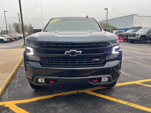 Certified 2021 Chevrolet Silverado 1500 LT Trail Boss w/ Convenience Package II image 2