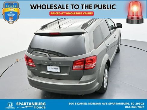 Used 2019 Dodge Journey SE image 34