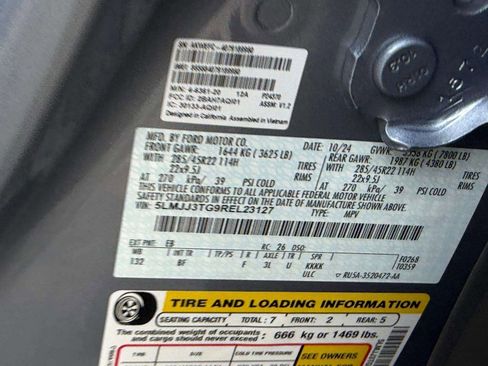 Used 2024 Lincoln Navigator L Black Label image 40