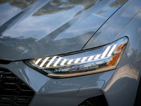 Used 2023 Audi RS 6 image 11